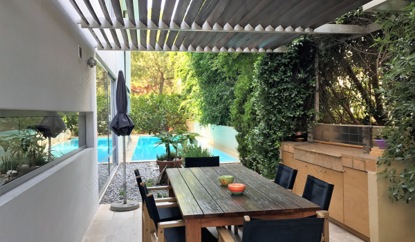 Εξωτερικός χώρος - Outdoor space 